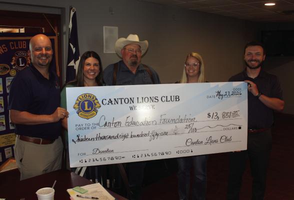 Education Foundation representatives speak to Canton Lions Club