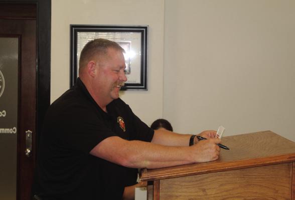 Van Zandt County Fire Marshal Sean Davis recommended an immediate burn ban for VZC as he spoke with the VZC Commissioners Court during a special called meeting Aug. 7. The commissioners’ court voted 3-0 to implement a 90-day burn ban effective immediately. Photo by David Barber
