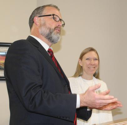 New Van Zandt County Auditor Catherine Gazda was introduced to the VZC Commissioners Court during their Jan. 13 regular meeting by VZC District Judge Chris Martin, who appointed Gazda to the position. Current VZC Auditor Sandy Hill is retiring from the position. Photo by David Barber