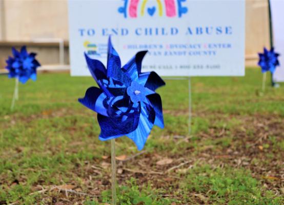 The Children’s Advocacy Center of Van Zandt County has played an integral role in local recognition of National Child Abuse Prevention Month, which runs throughout April. The Children’s Advocacy Center began selling pinwheel gardens in early March, with all proceeds going towards child abuse prevention. The most notable pinwheel garden in town is the “Community Garden”, positioned directly in front of the courthouse in downtown Canton. Photo by Ethan Adams