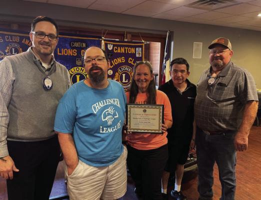 Brian Fain, Sharon Fain, and Jeff Post were presented ‘Certificates of Appreciation’ following their presentation Nov. 6 during the weekly Canton Lions Club Luncheon held at the Van Zandt Country Club. Presenting the ‘Certifi cates of Appreciation’ were Lion President Jonathan Helvey and Lion Vice President Sandy Sims Courtesy photo