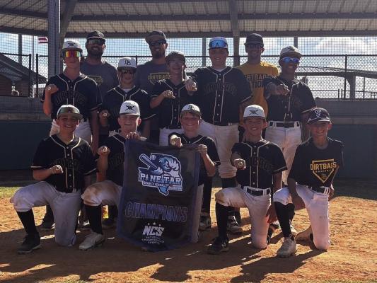 The 12u Dirtbags baseball team