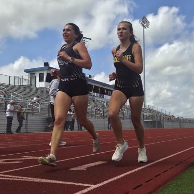 A strong headwind down the homestretch provided an extra obstacle to competitors in both sprints and longer distance events. Photo by David Kapitan