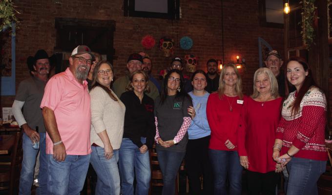 The Canton Texas Chamber of Commerce held a ‘Mix and Mingle’ event at Los Hermanos downtown Dec. 9. Chamber members had the opportunity to network with one another and to meet prospective new members. Photos by Susan Harris