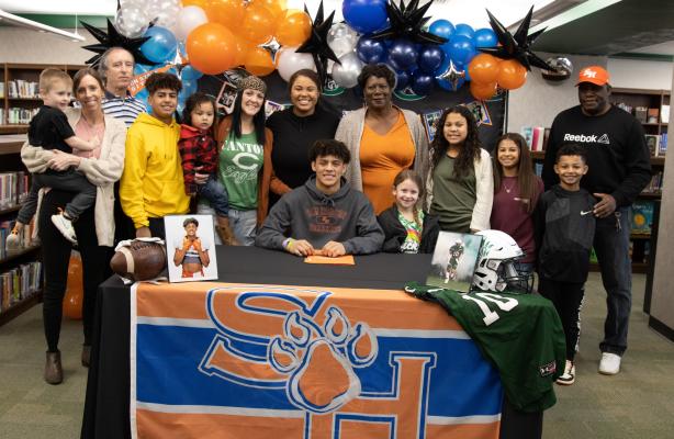 Prox signs with Sam Houston State
