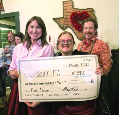 The Galentine’s Girl Dinner Fundraiser raised nearly $3,000 for the Canton High School Future Farmers of America (FFA) Floral Team Feb. 13 at Native Son Family Restaurant in downtown Canton. Photo by Susan Harris