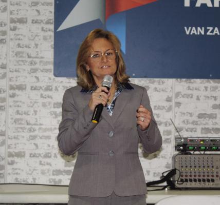 VZC DA candidates Curry, Schmidt participate in forum