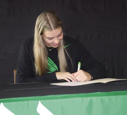 Allison Rickman commits to playing basketball at UNT