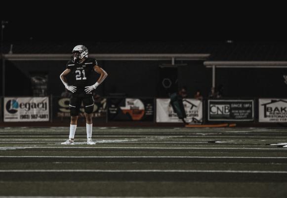 Second half mistakes doom Eagles against Winnsboro