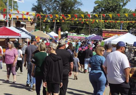 The beautiful weather in downtown Canton Oct. 14 greeted those who attended the 22nd annual Canton Main Street Fall Festival. Those in attendance saw a number of vendors along with lots of entertainment options for young and old. Plans are already in the works for next year’s festival in downtown Canton. Photo by Nick Gibbons