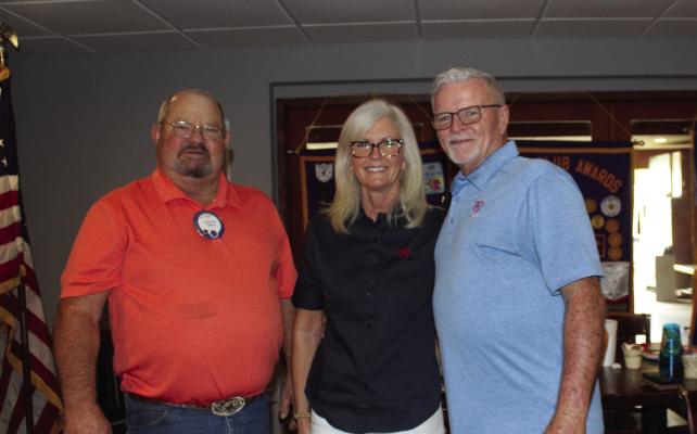 Mallory’s Heart Foundation founders Gary and Marcelyn Norrell were the guest speakers Aug. 20 during the weekly luncheon of the Canton Lions Club at Van Zandt Country Club. Introducing the Norrells was Canton Lions Club President Sandy Sims, far left. Photo by Susan Harris