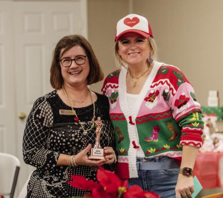 Julie Hubbard, left, was recently presented with the Republican Women of Van Zandt County (RWVZC) quarterly ‘Girl Power’ award for her work as the club’s Hospitality Chair and in leading the club’s Caring for America program. The award was presented by RWVZC President Amanda Gray. See story on Page 2A. Courtesy photo