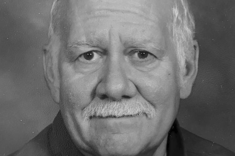 Van Leslie Tucker