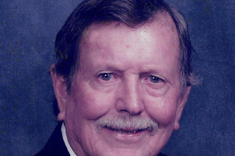 Lloyd Garrett