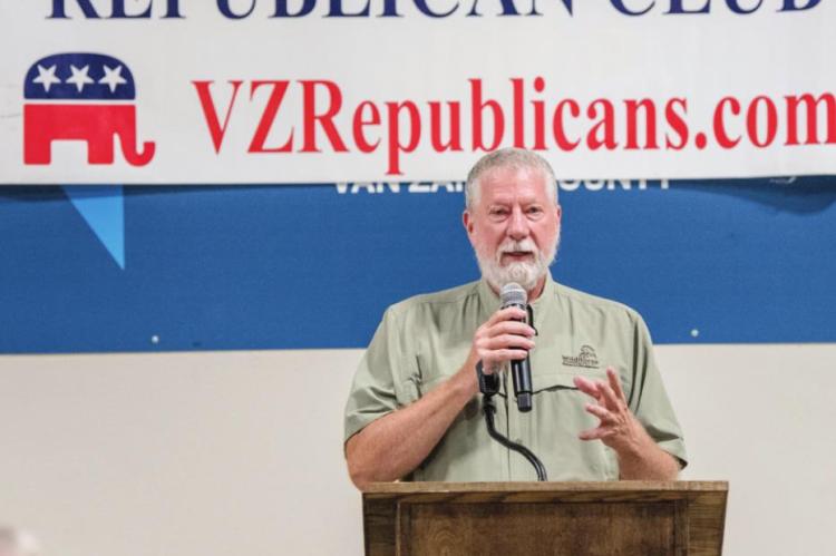 Lance Lenz, Van Zandt County Republican Chair, addresses attendees during a meeting to decide which candidates would be put on the November ballot. Photo by Faith Caughron