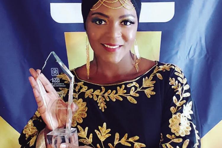 Local artist wins Emerging Artist of the Year Award