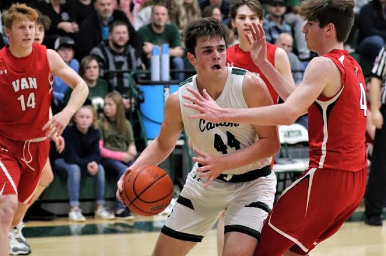 The Canton Eagles simply outclassed long-time rival, Van, on Friday night, cruising to a 49-33 district victory. The win moves Canton’s mark to 3-1 in district play, and hands them sole possession of second place. Ever important matchups loom on the horizon, as Lindale was scheduled to visit Canton on Jan. 17, and district frontrunner Athens on Jan. 24. Photo by Lianna Reid