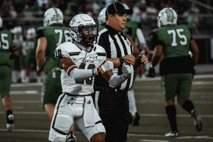 Caddo Mills Foxes roll over Eagles, 31-13