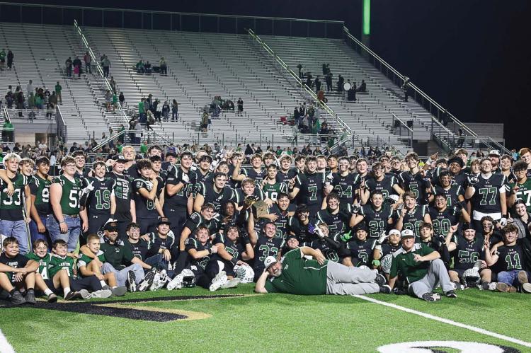 Eagles advance to Area round of playoffs