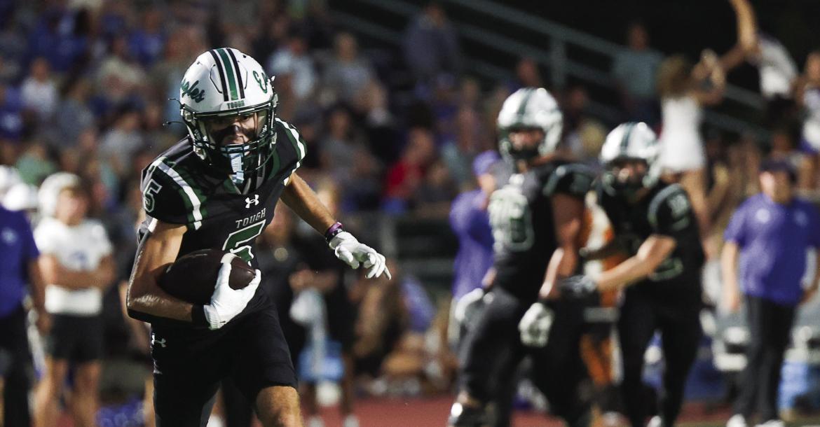 Eagles romp past Tigers on homecoming night
